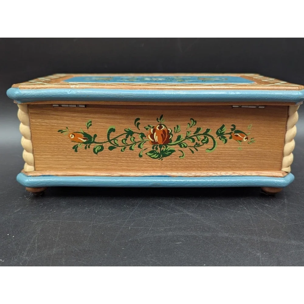 VTG Tole Paint Folk Art Wooden Music Jewelry Box Red Felt Lined 8.5 x 5 x 3.5